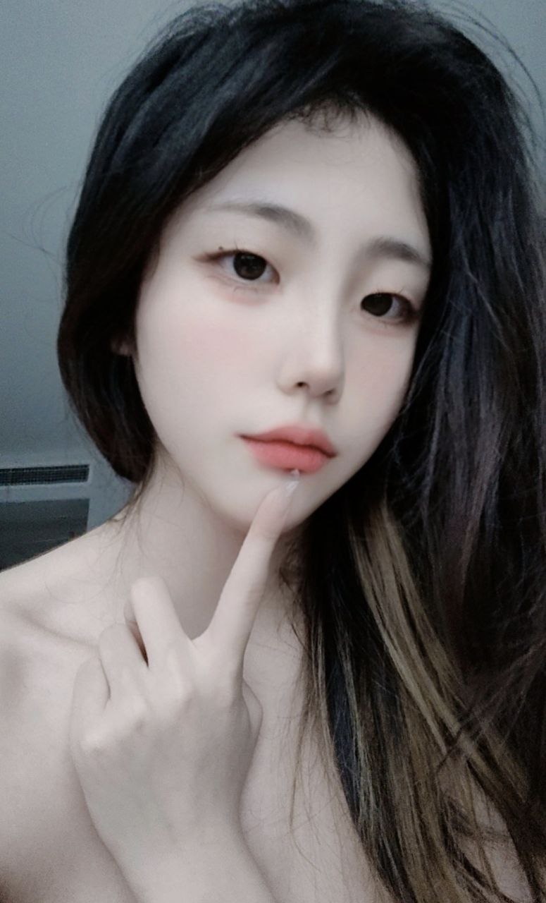 巨大乳の超乳を揉んで乳挤メイリン モデルコレク18🈲